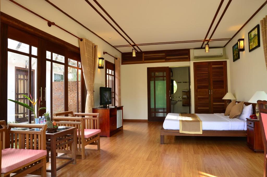 Riverside Bamboo Resort Hoi An Exterior photo